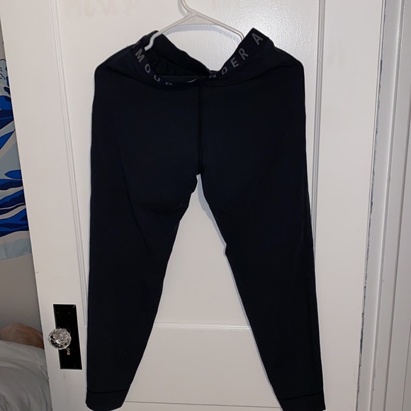 Under armor joggers - Picture 2 of 2